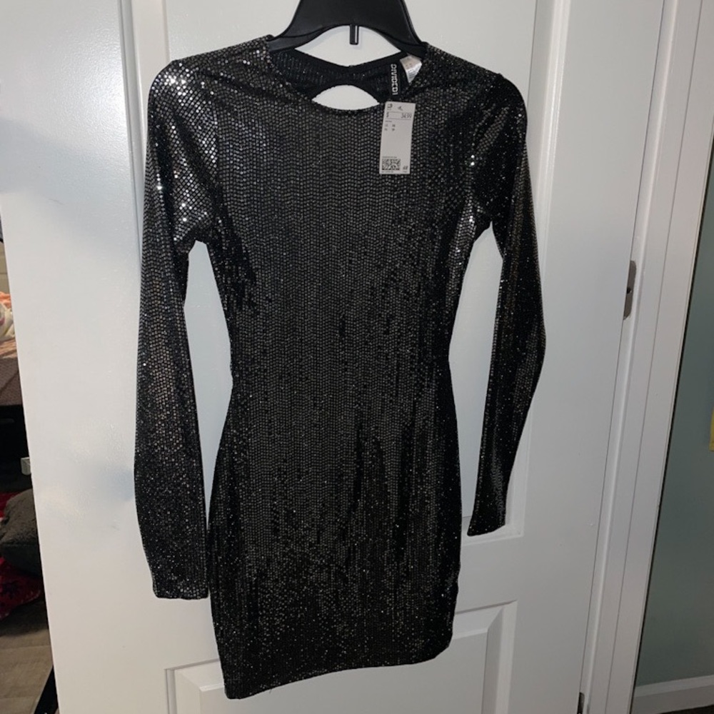 Divided H&M Sequined Black Dress 👗